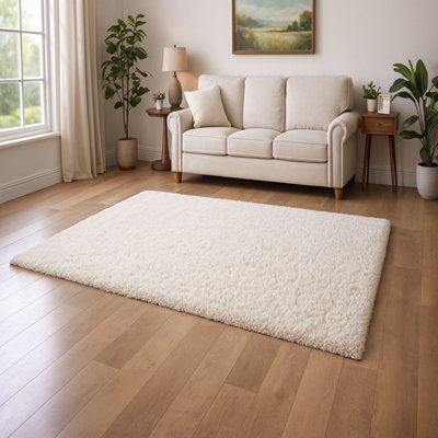 Uetian Cream Shaggy Rug Luxury Thick Pile Area Carpet Modern Home Décor (120X170 Cm) from B&Q