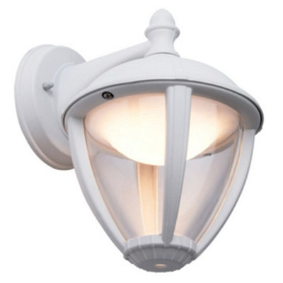 B&Q -  Lutec Unite Led Wall Light 9W 3000K 330Lm Ip44 Aluminium Outdoor Lamp