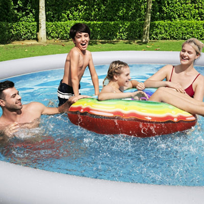 Shop swimming pools.