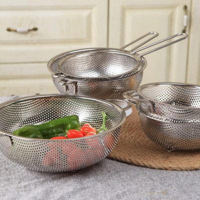 Maestro craft 20Cm Long Handle Colander Sieve Kitchen Seafood Strainer Pasta from B&Q