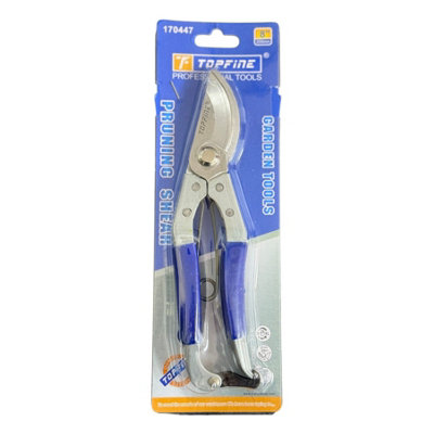 Maestro craft 8 Inch Flower Cutter And Leaf Cutter from B&Q