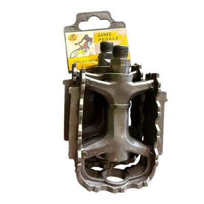 Maestro craft Universal Replacement Bicycle Pedals from B&Q