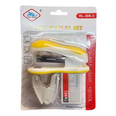Maestro craft Pocket-Size Stapler With Staples from B&Q
