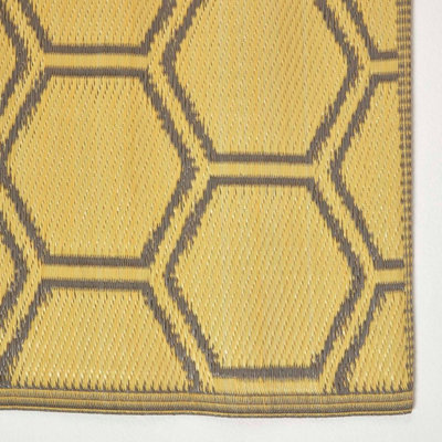 6ft Outdoor Garden Rug - Yellow Honeycomb - 6