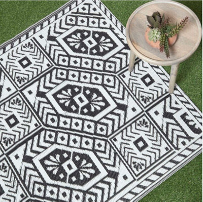 6ft Reversible Outdoor Rug - Grey Diamond