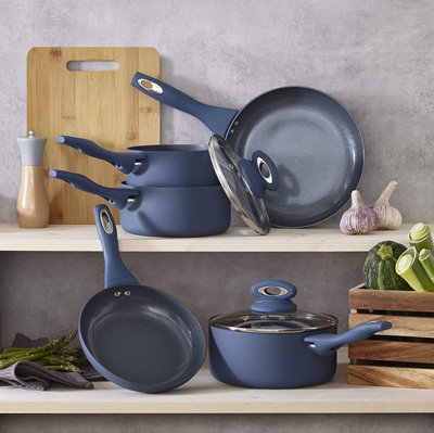 7 Piece Navy Kitchen Cookware Set Dishwasher Safe Aluminium Pots Pans Set with Non Stick