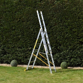 7-Rung Trade Master Pro 3 Section Combination Ladder