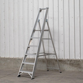 7 Step Industrial Platform Step Ladder