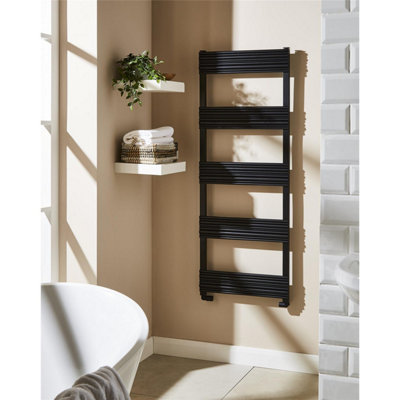 700mm (H) x 500mm (W) - Black Vertical Aluminum Heated Towel Rail (Combe) - (0.7m x 0.5m) - Depth 48mm