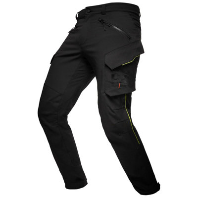Helly Hansen Workwear Magni Evo Cargo Pant (Black)  (C54) from B&Q