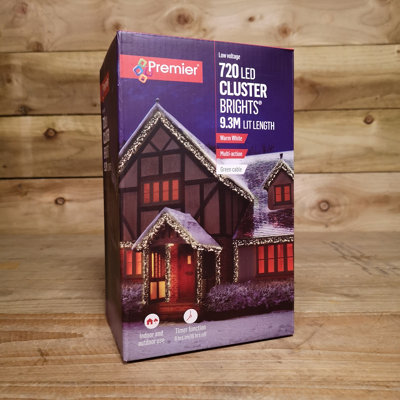 720 LED 9.3m Premier Christmas Outdoor Cluster Timer Lights in Warm White - 6