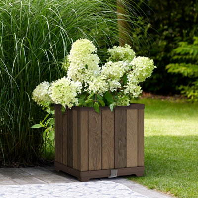 Keter Signature 81L Walnut Plastic Square Planter (H)45.5Cm from B&Q