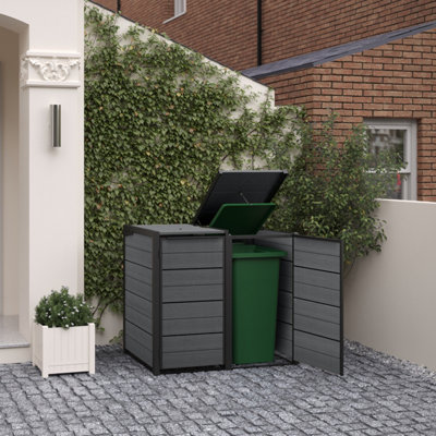 Outdoor garden storage unit for tools and equipment