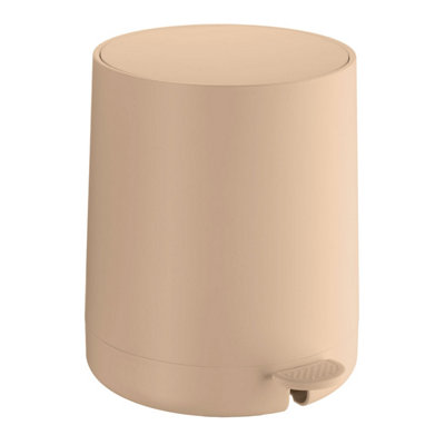 B&Q - BeslagsbodenPedal Bin 4 L. Color Sand. Softclose. Height 255 mm.