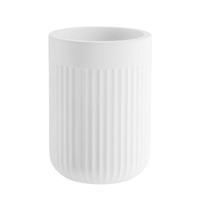 BeslagsbodenTumbler. Freestanding. White Polyresin. Height 110 mm. from B&Q
