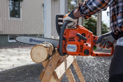 B&Q -  120 Ii Petrol Chainsaw 38.2Cc 14"
