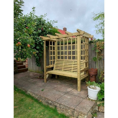 B&Q -  Beatrice ArbourSits 3L90 X W170 X H210 CmMinimal Assembly RequiredSet Of Waterproof Cushions Included