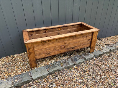 Charles Taylor Multi Pack Of 2Prestbury Raised Rectangular Extra Large TroughTimberL47.5 X W109 X H42 CmMinimal Assembly Required from B&Q