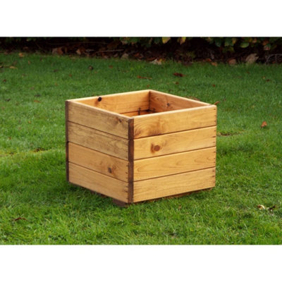B&Q -  Multi Pack Of 2Regular Open Berwick PlanterL32 X W32 X H32 CmFully Assembled