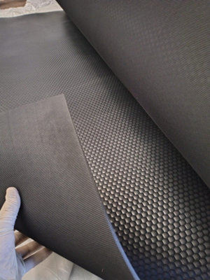 Two Heavy duty Rubber Hexagon  Mat 1mx1.5m 23mm thickness - Image 2