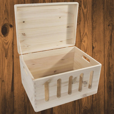 B&Q -  Wooden Storage Box With Lid Pine Crate For Kitchen Wardrobe Toy Or Bedroom Storage 39 X 30 X 23 Cm