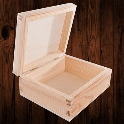 Woodeedoo Small Rectangular Wooden Storage Box Unpainted Pine For Crafts Gifts Keepsakes Jewellery Engraving 14.5 X 12 X 6 Cm from B&Q