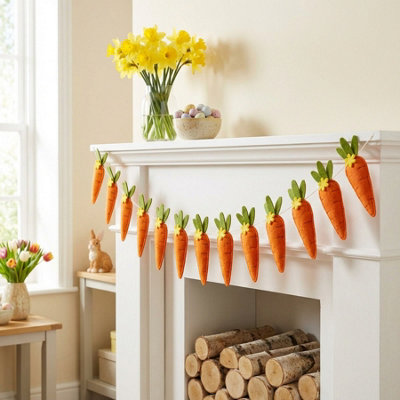 Garden Greatness Springtime Easter Carrot Felt Bunting from B&Q