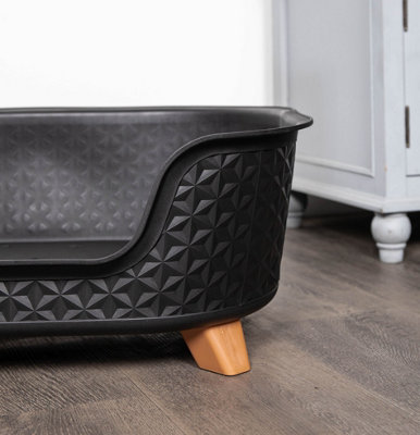 770 x 580 Black Plastic Raised Pet Basket with Legs - 4