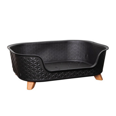 770 x 580 Black Plastic Raised Pet Basket with Legs - 8