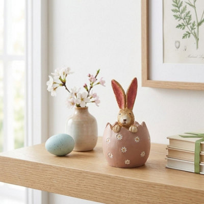 Garden Greatness Jasper Rabbit Daisy Egg Ornament from B&Q