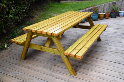 B&Q - Mg Timber ProductsHeavy Duty Wooden Picnic Table / Bench7Ft Pub Bench