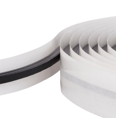8M Of High Performance Butyl Sealant Rubber Tape Strip 4X5mm from B&Q