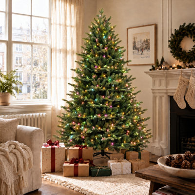 7ft Hartenshaw Premium Pre-lit Pe/pvc Artificial Christmas Tree - 650 ...