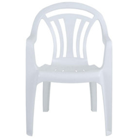 8 x White Stackable Plastic Low Back Garden Chairs For Patios & Outdoor Picnics
