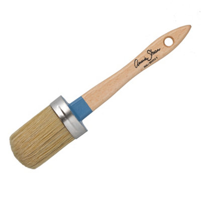 Annie Sloan Chalk Paint Brush Small from B&Q