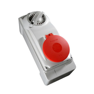 Lewden Pm16/3305Nfpb Interlocked Socket 16 Amp 3P+E 16 Amp Red Three Phase from B&Q