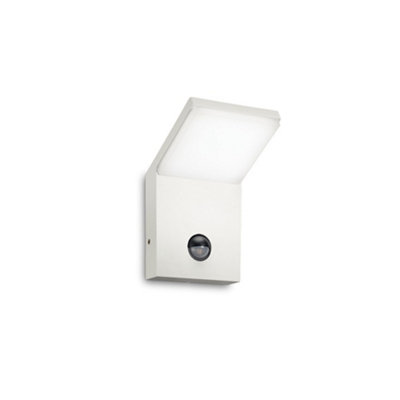 Ideal Lux Style Led Outdoor Motion Sensor Light White Ip543000K from B&Q