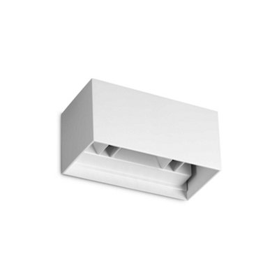 Ideal Lux Atom 4 Light Integrated Led Batten White 2100Lm 3000K Ip54 from B&Q