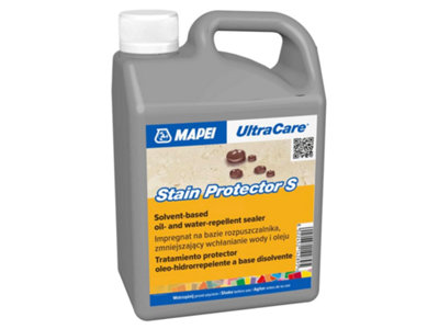 B&Q -  Ultracare Stain Protector S  1L Solvent Based Oil And Water Repellent Natural Effect Sealer