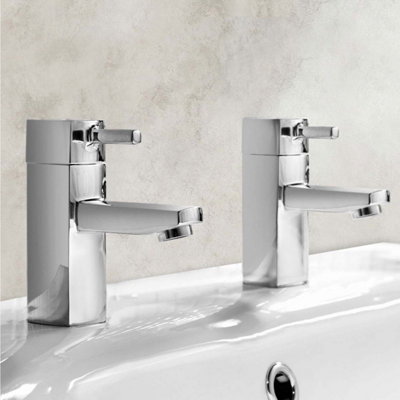 Nes Home Chrome Square Basin Hot and Cold Tap with Waste - Silver - Image 5