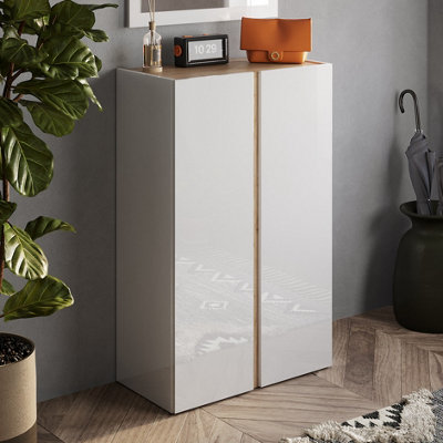 FurniComp LTD Furnicomp Chelsea 2 Door White Gloss And Cadiz Oak Large 25 Pair Shoe Storage Cupboard from B&Q