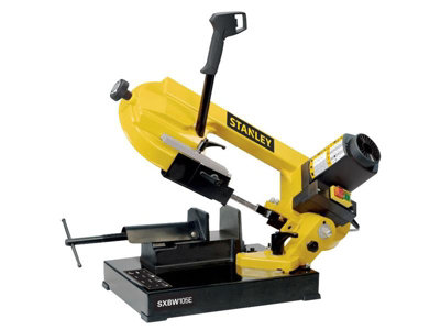 B&Q -  Machines Sxbw105E Sxbw105E Portable Band Saw 750W 240V Smcbw105E