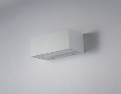 Luminosa Lighting Luminosa Twin Led 2 Light Up Down Light WhiteIp54 1250Lm 4000K 22X10.3X8.5Cm