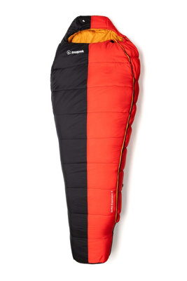 Snugpak Softie Expansion 4 Black/red Sleeping Bag from B&Q