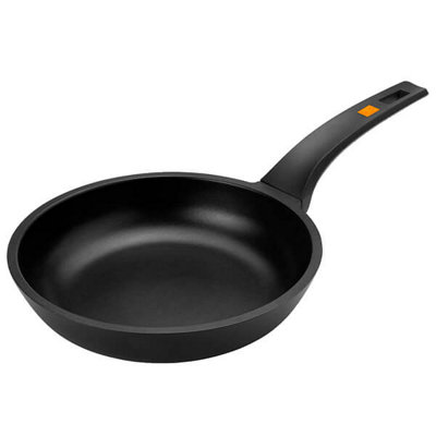 B&Q -  Efficient 30Cm Frying PanAll Hob Types