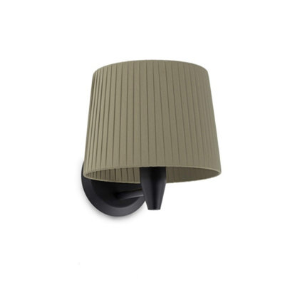 B&Q -  Luminosa Samba Wall Light With Shade Black,greenE27