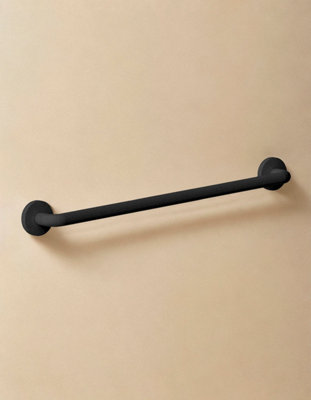 Cosmic Grab Rail 60CmStraightMatt BlackSupports Up To 150KgArchitect S+ Collection from B&Q