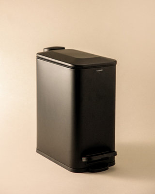 Cosmic Bathroom Bin Trash Can 5LSlim Design,pedalSoft-CloseRemovable Inner BucketBlackEssentials Collection from B&Q