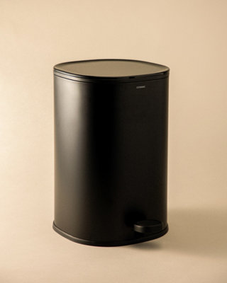 Cosmic Bathroom Bin Trash Can5LPedalSoft-CloseRemovable Inner BucketBlackEssentials Collection from B&Q
