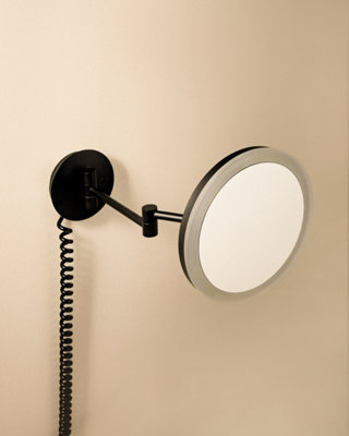 Cosmic Magnifying MirrorWall MountedX5Adjustable Led LightMatt BlackArchitect Collection (4,5W 100-240V) from B&Q